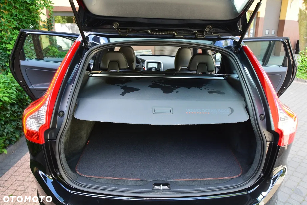 Volvo XC 60 D4 Geartronic Ocean Race - 17