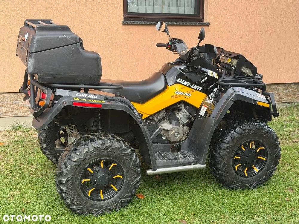 Can-Am Outlander - 30