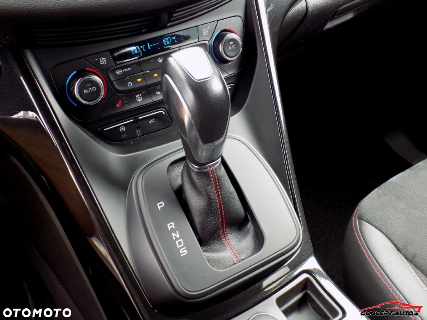 Ford Kuga - 36