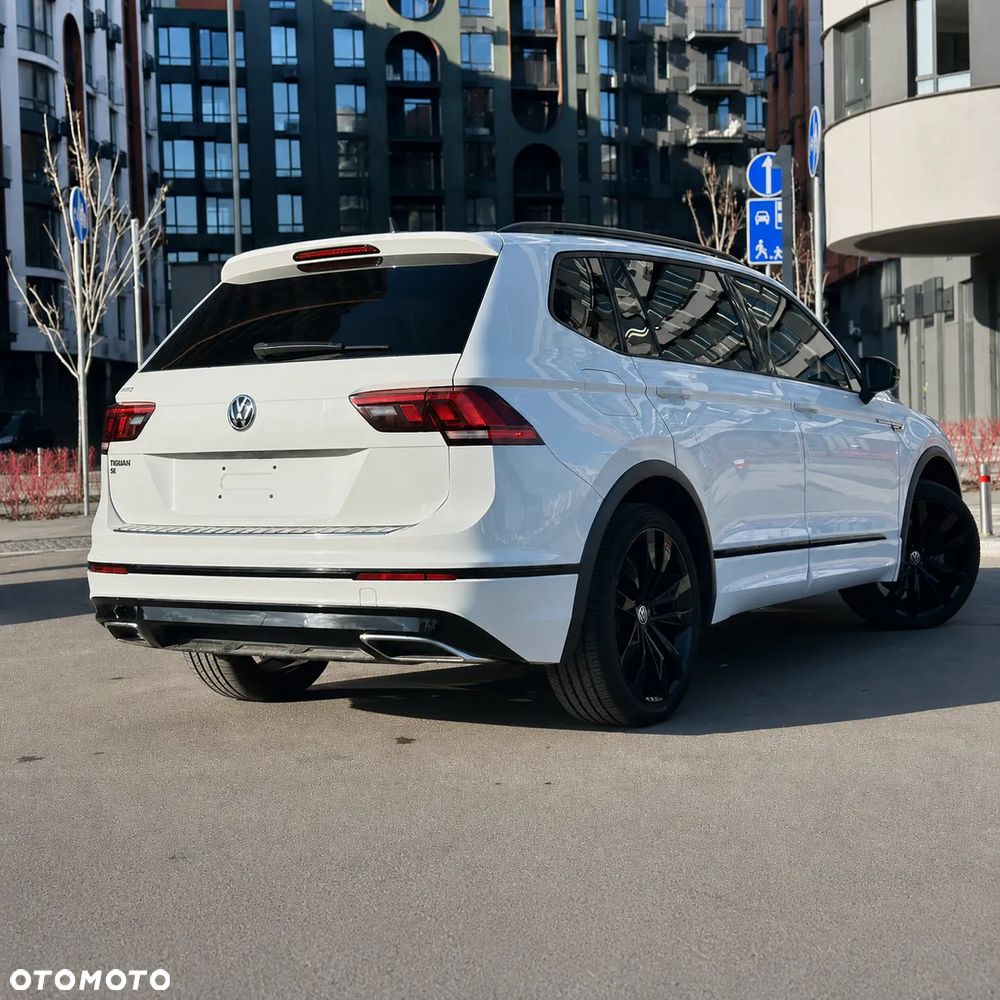 Volkswagen Tiguan - 10