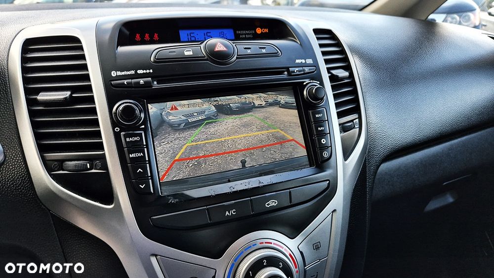 Hyundai ix20 1.4 Premium blue - 36