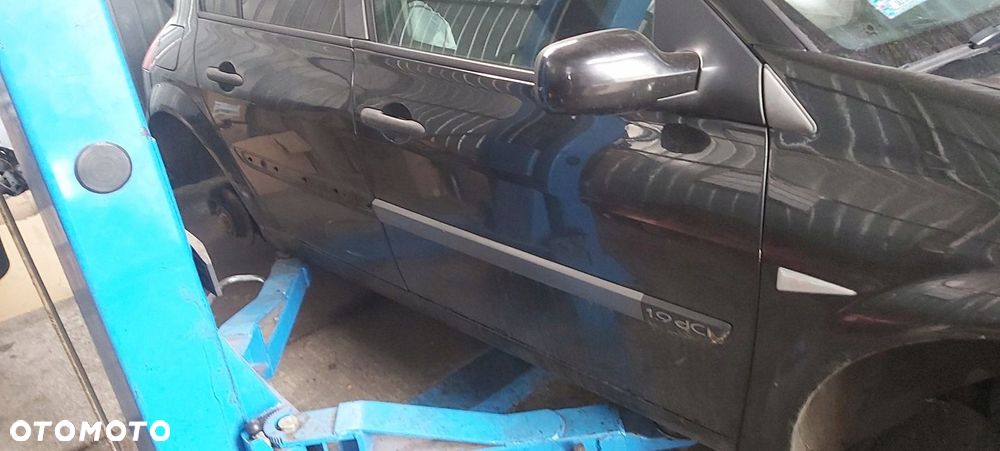 DRZWI PRAWY PRZÓD MEGANE II HB NV676 BEZ MALOWANIA - 1