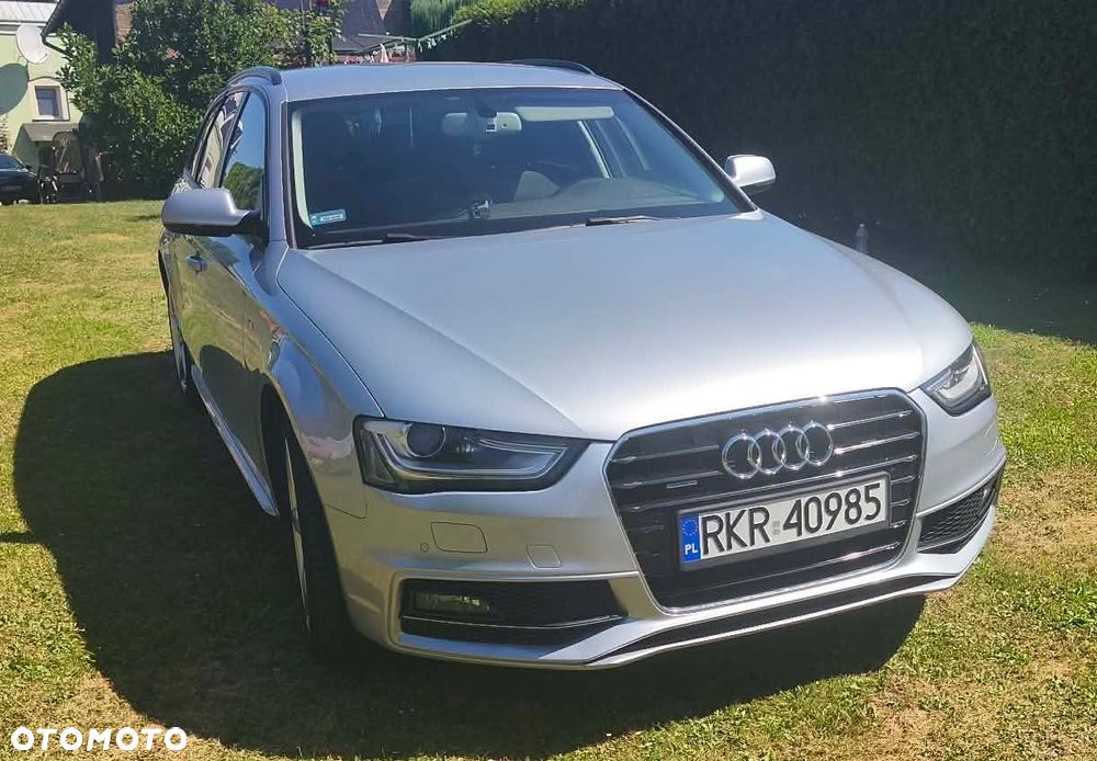 Audi A4 Avant 2.0 TDI DPF clean diesel quattro Attraction - 6