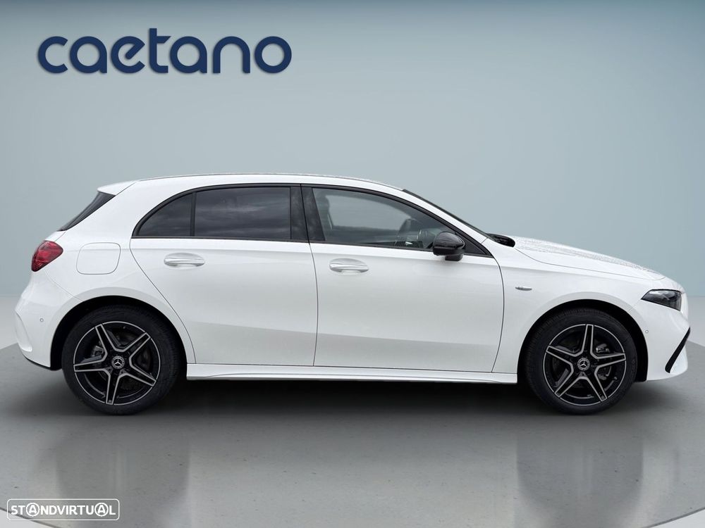 Mercedes-Benz A 250 e - 6