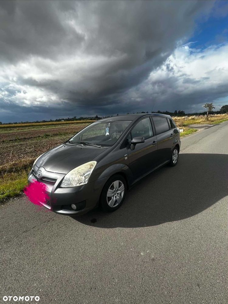 Toyota Corolla Verso - 6