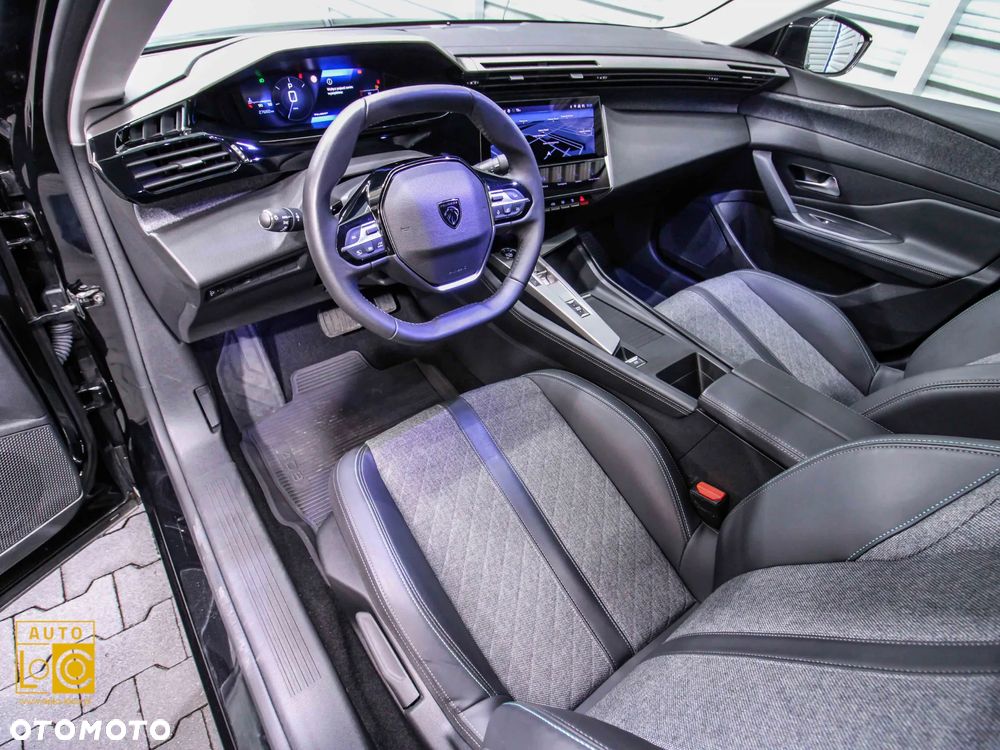 Peugeot 408 1.2 PureTech Allure Pack S&S EAT8 - 17