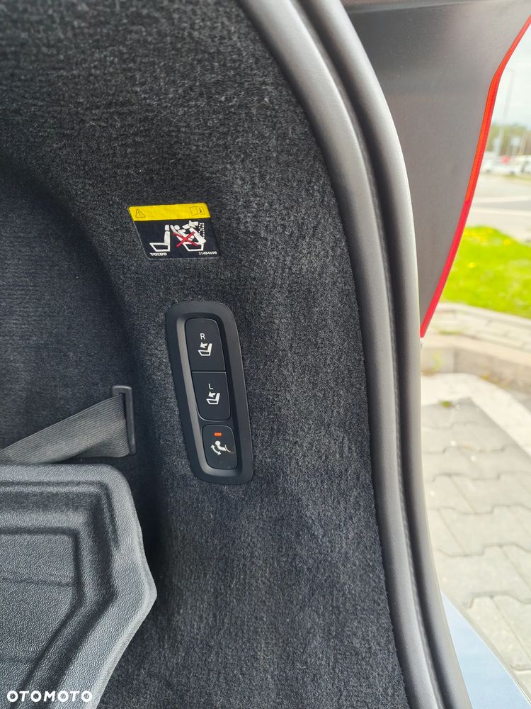 Volvo V90 D4 AWD Inscription - 9