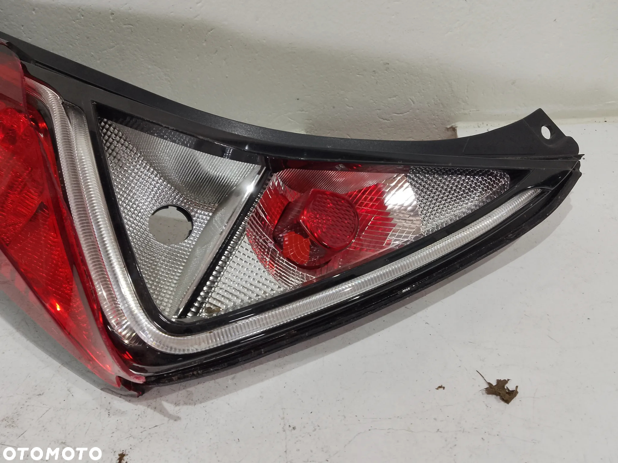 Toyota Aygo II FL 2018–2022 – Lampa Tylna Prawa LED 81550-0K730 - 2