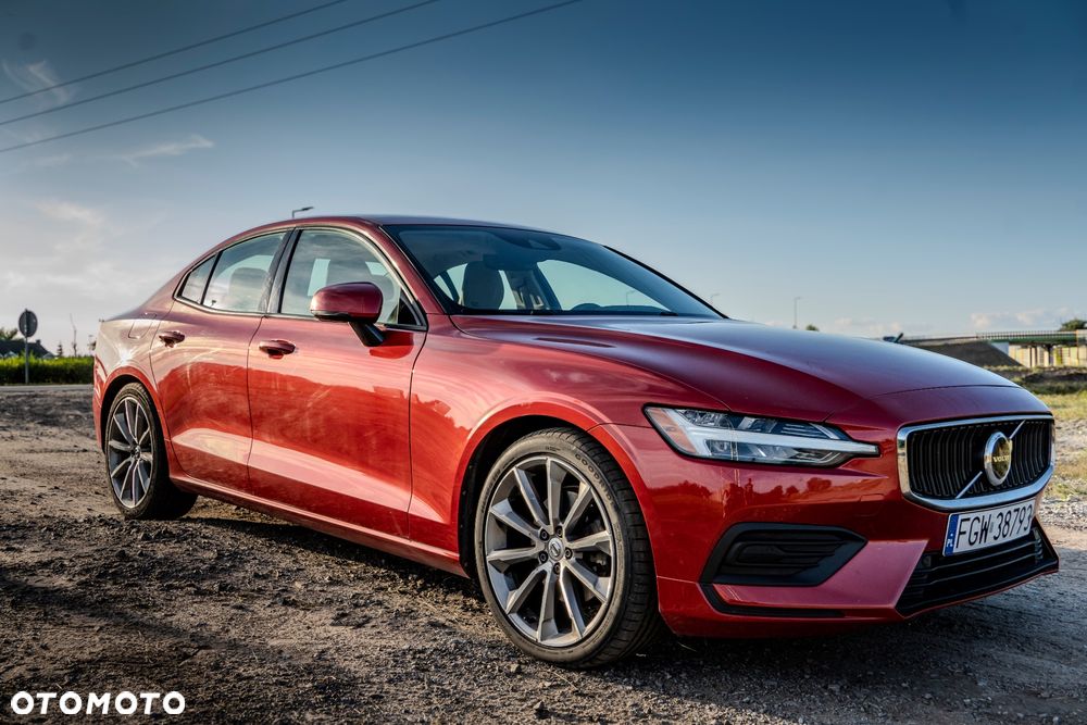 Volvo S60 T5 Momentum - 1