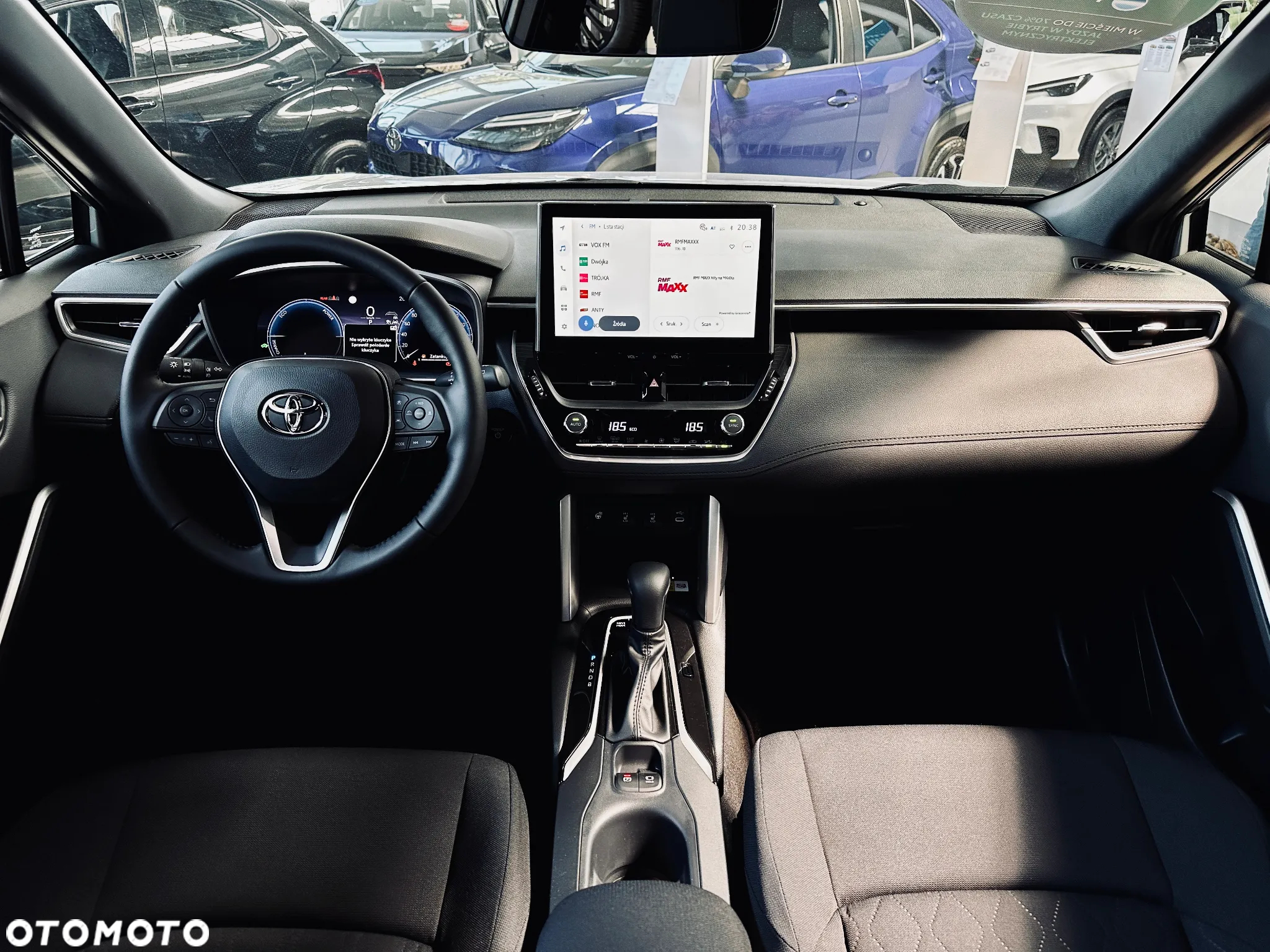 Toyota Corolla Cross 2.0 Hybrid Style - 12