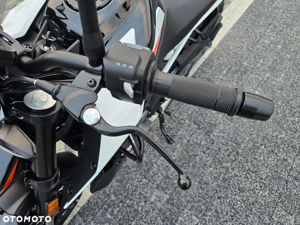 KTM Duke - 22