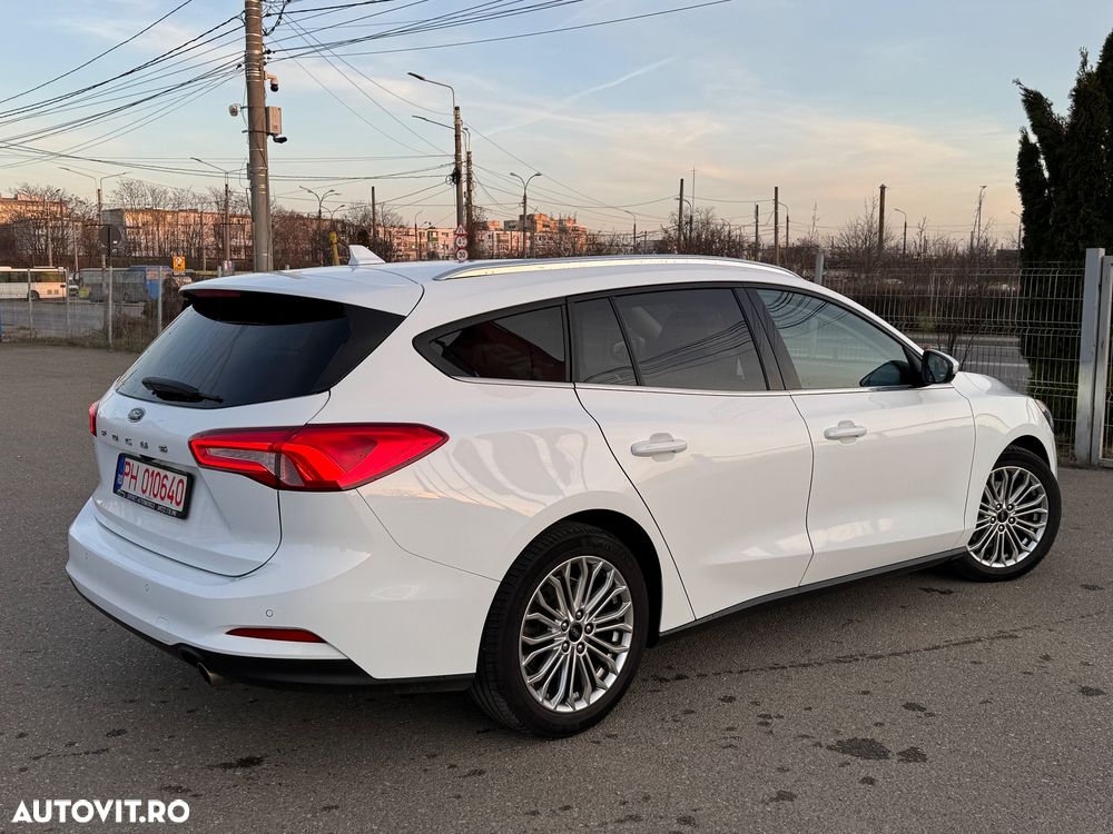 Ford Focus 1.5 EcoBlue Start-Stopp-System TITANIUM - 18