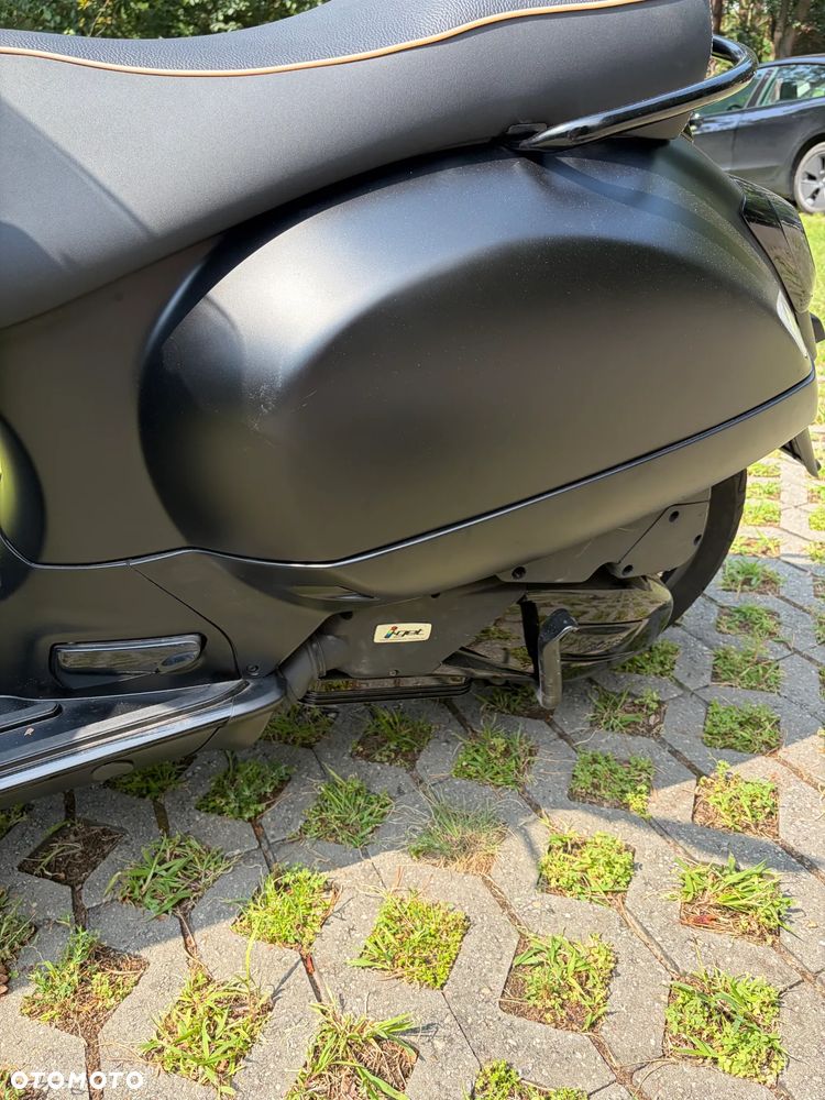 Vespa GTS - 9
