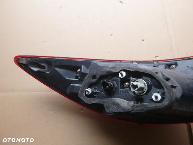 LAMPA PRAWY TYŁ PRAWA TYLNA MAZDA 3 SEDAN 2014-2018 - 8