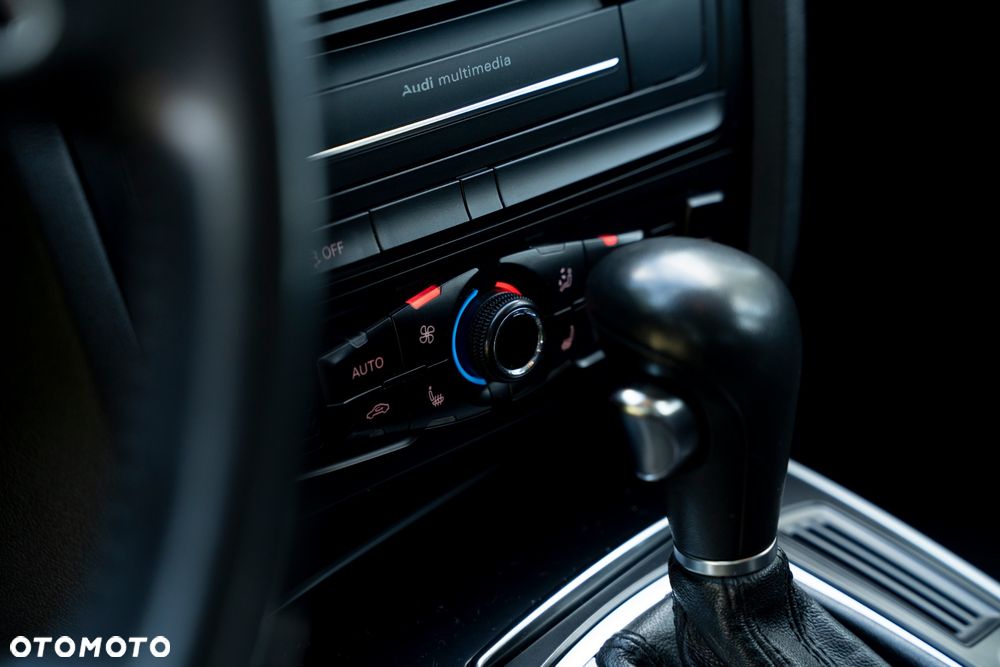 Audi A4 Avant 2.0 TDI Multitronic - 20