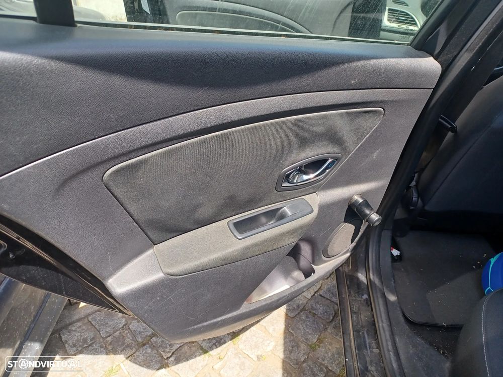 Renault Mégane Sport Tourer - 9