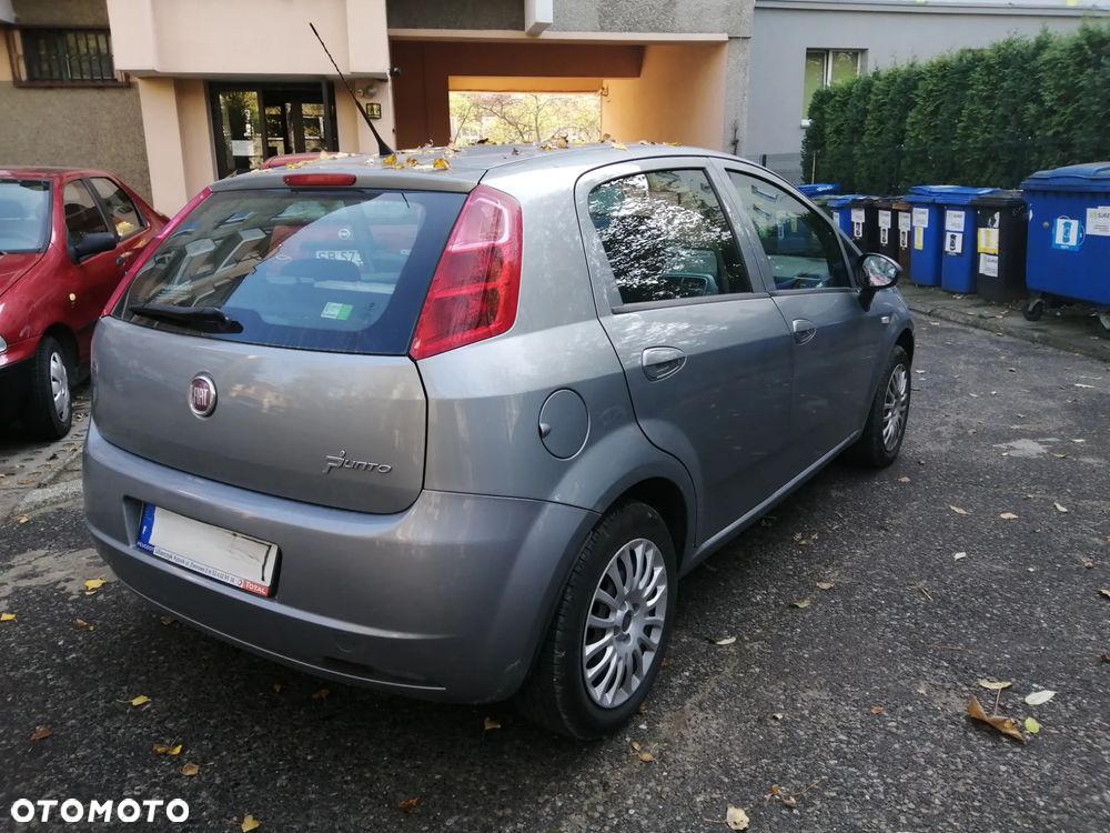 Fiat Grande Punto Actual 1.4 8V Estiva Blue&Me Euro5 - 2