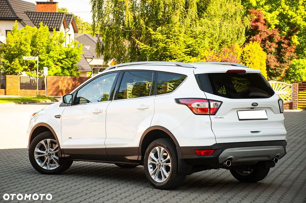Ford Kuga 2.0 TDCi 4x4 Titanium - 15