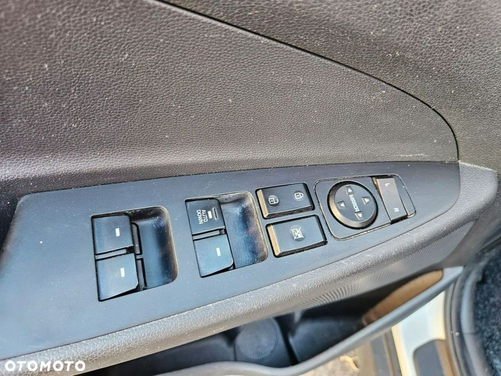 Hyundai Tucson 1.6 GDI BlueDrive Comfort 2WD - 14