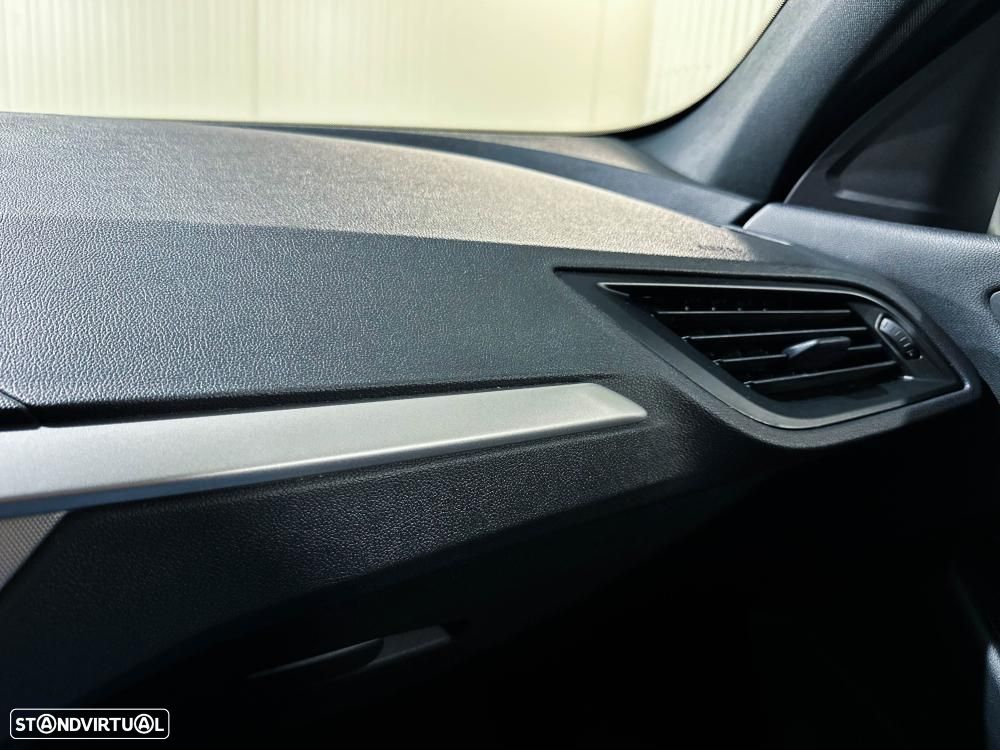 BMW 116 i Aut. Sport Line - 30