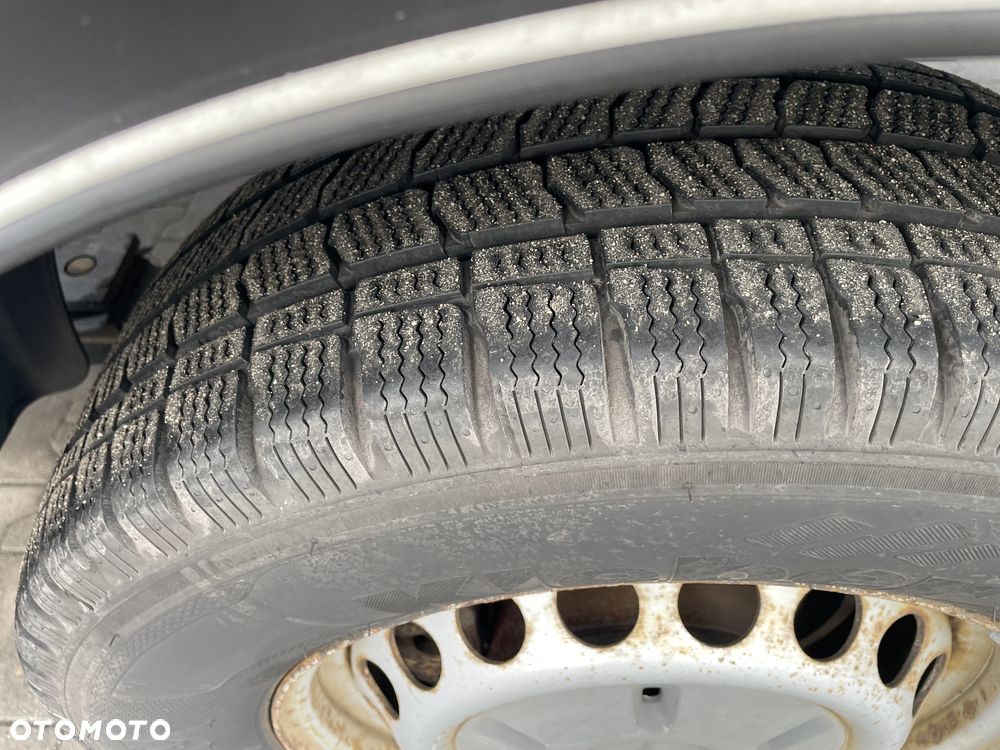 Mercedes-Benz Sprinter - 16