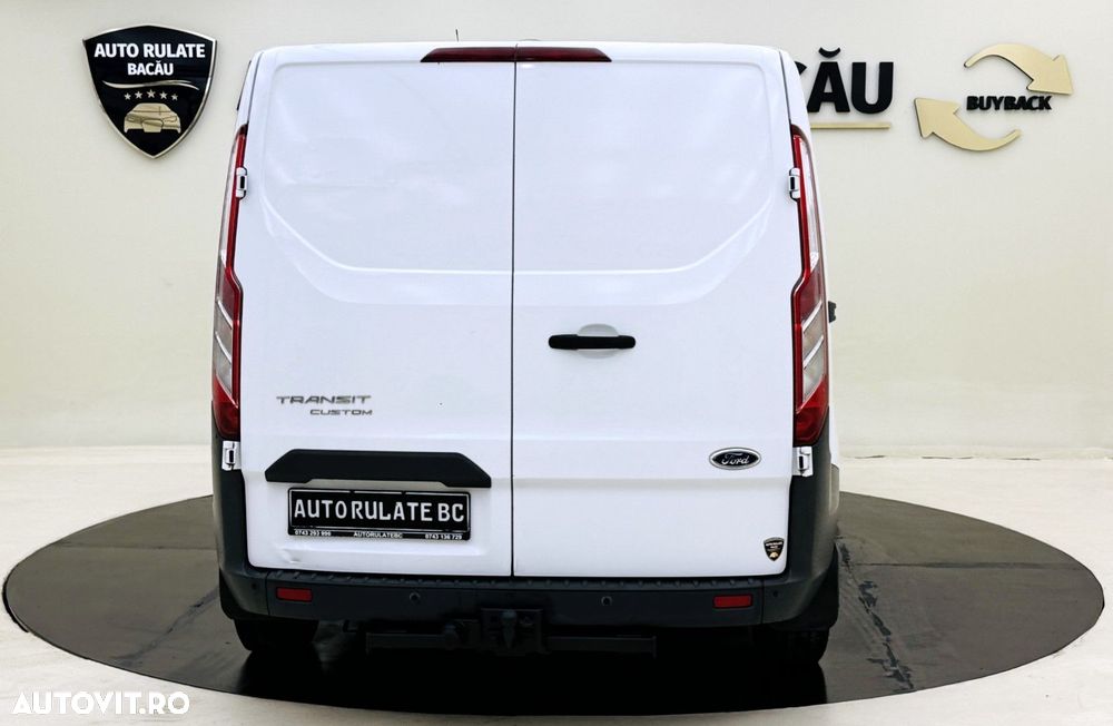 Ford Transit Custom - 11