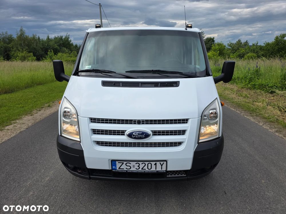 Ford Transit 2.2 TDCI 6 osobowy - 3