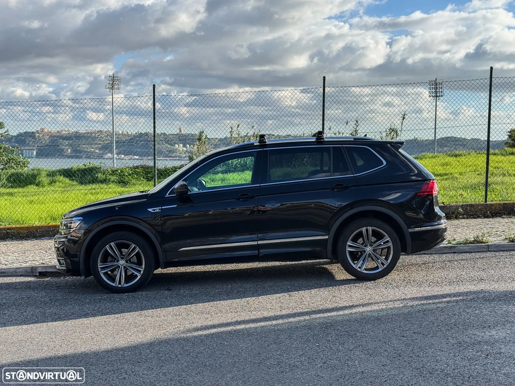 VW Tiguan Allspace - 1