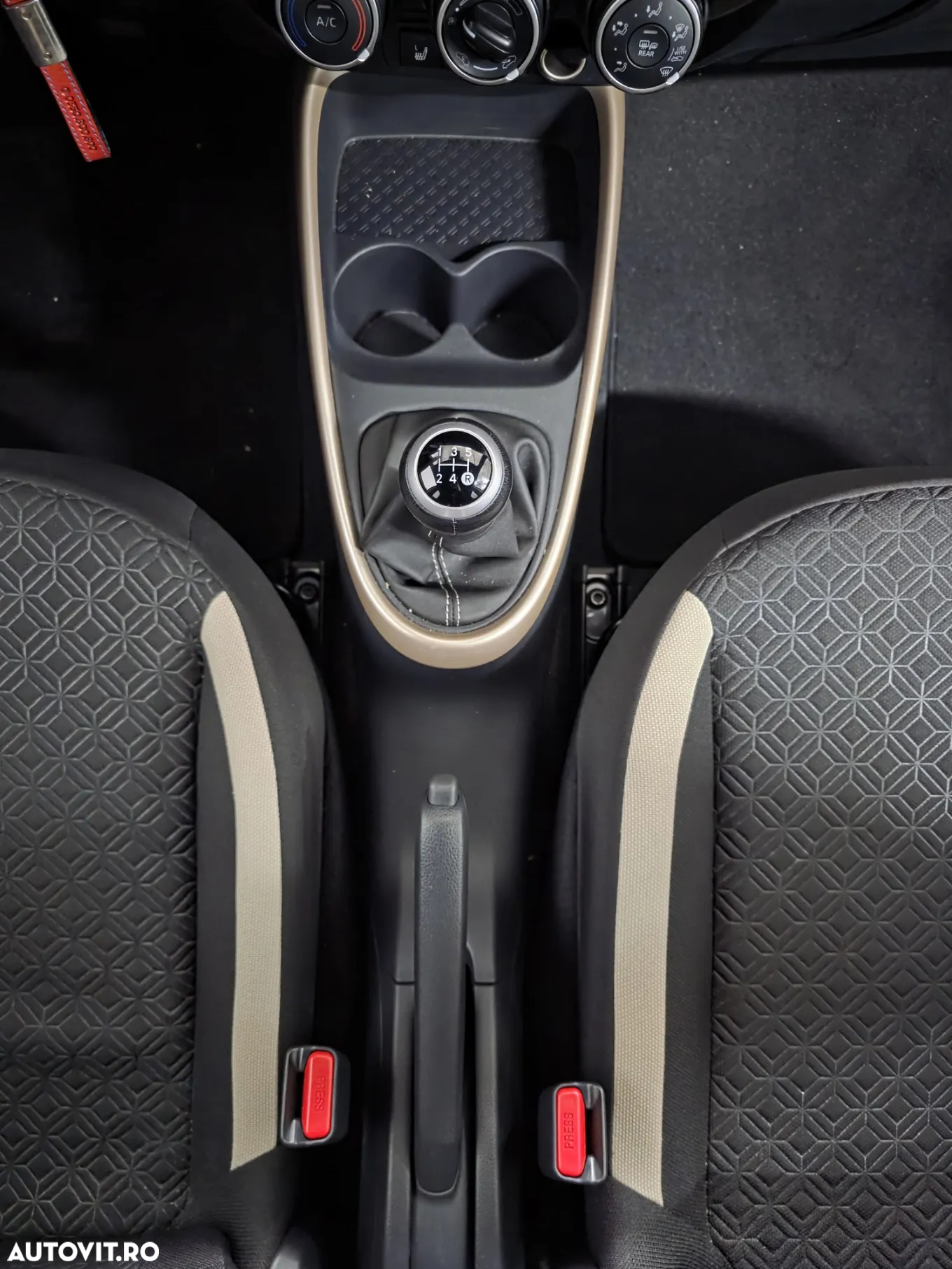 Toyota Aygo - 12