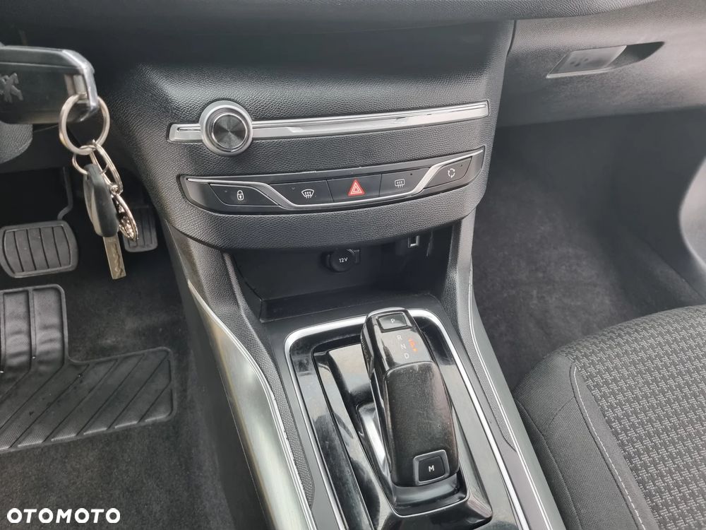 Peugeot 308 BlueHDi FAP 130 EAT6 Stop & Start Allure - 20