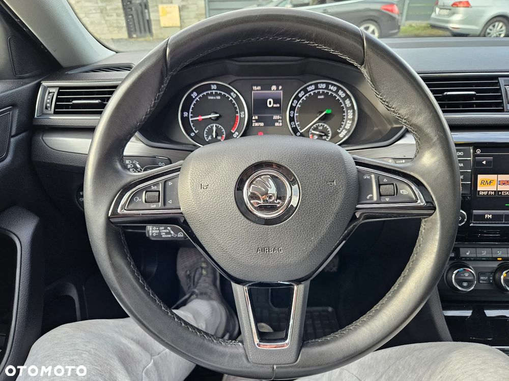 Skoda Superb 1.6 TDI DSG Style - 18