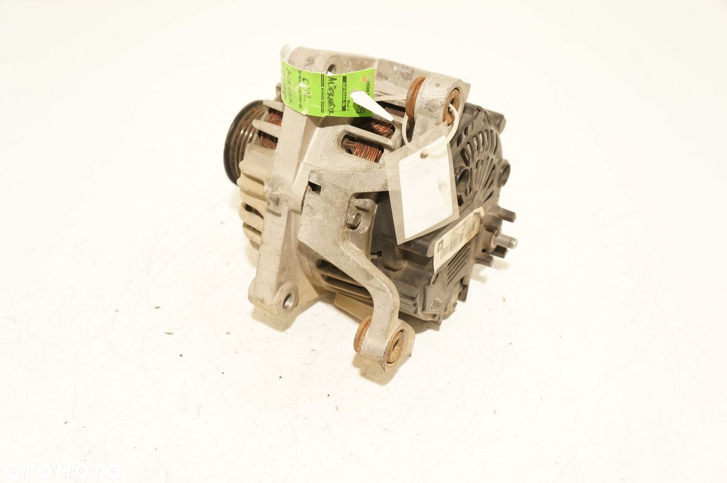 ALTERNATOR SILNIKA OPEL MOKKA CORSA E ZAFIRA C 1,6 16V 13588304 140A - 3