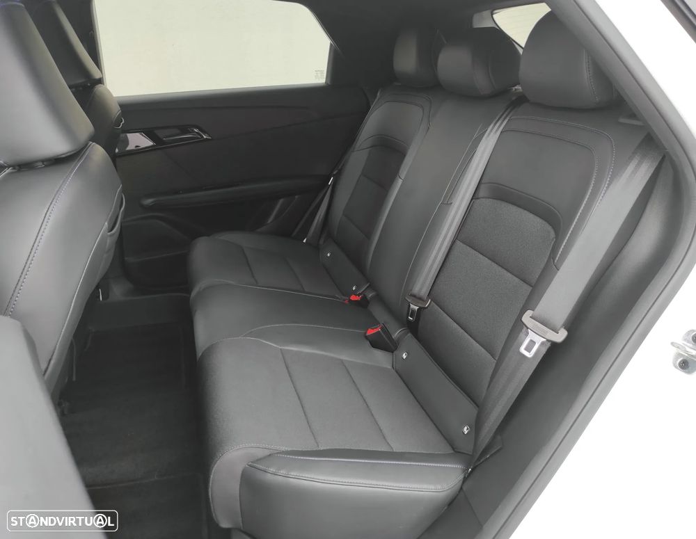 MG MG4 77 kWh Extended Range Luxury - 23