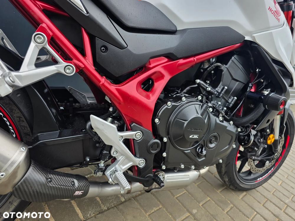 Honda Hornet - 17