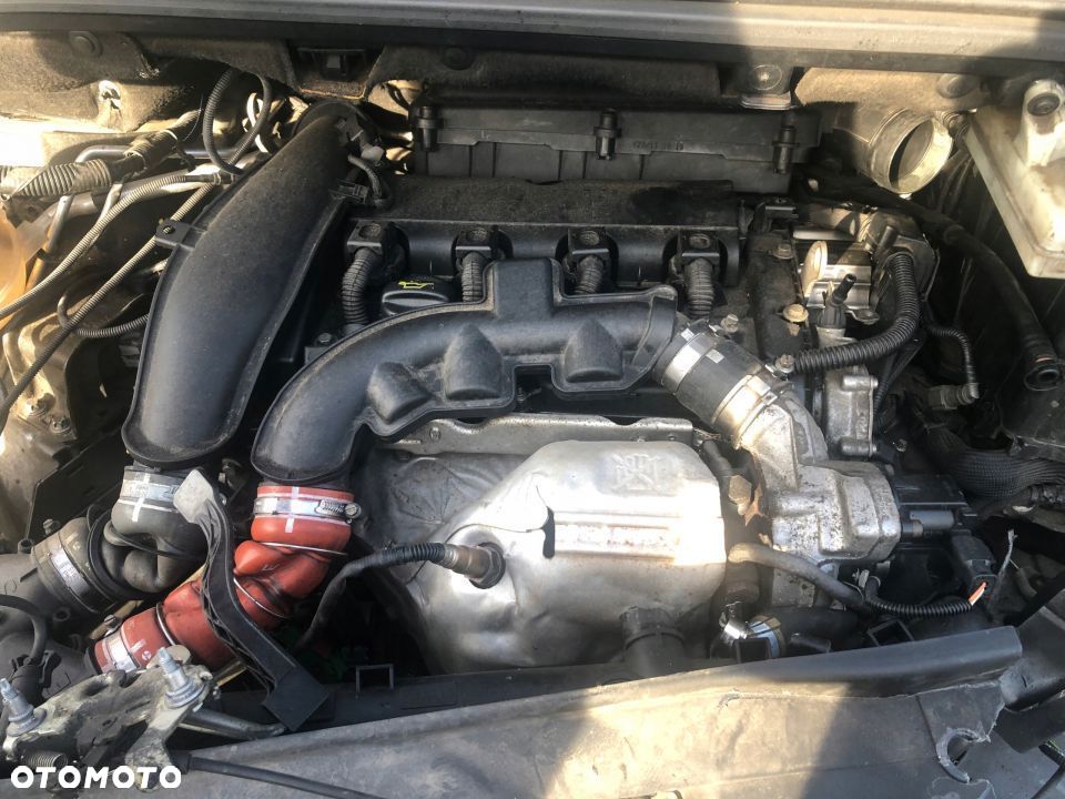 PEUGEOT 3008 1,6 thp alternator - 1