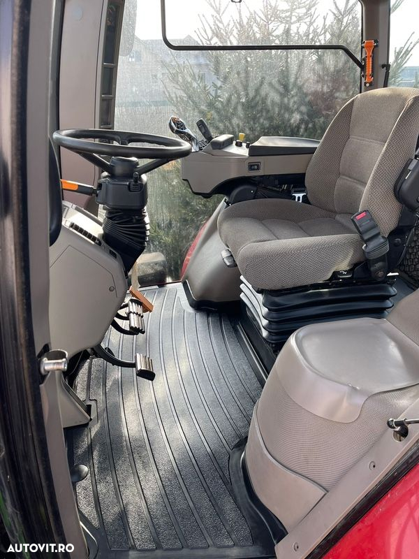 Case IH Magnum 235 - 4