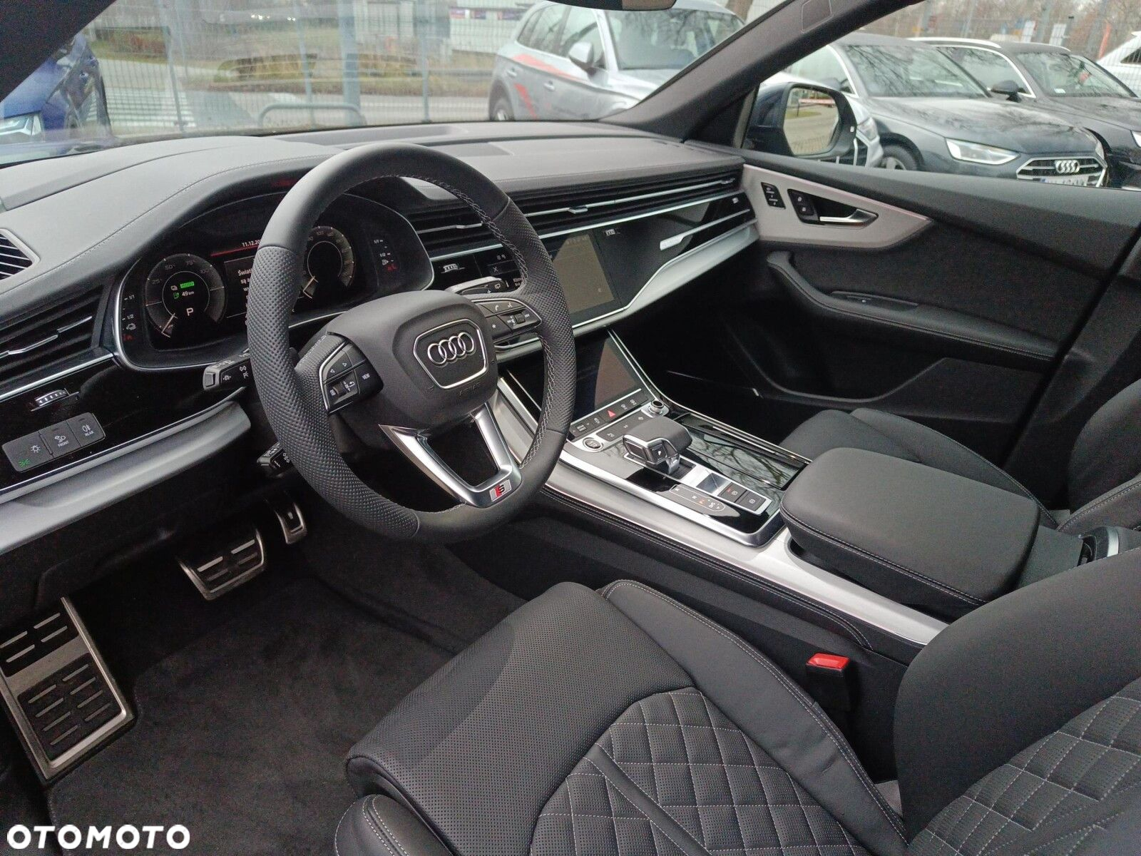 Audi Q8 - 10