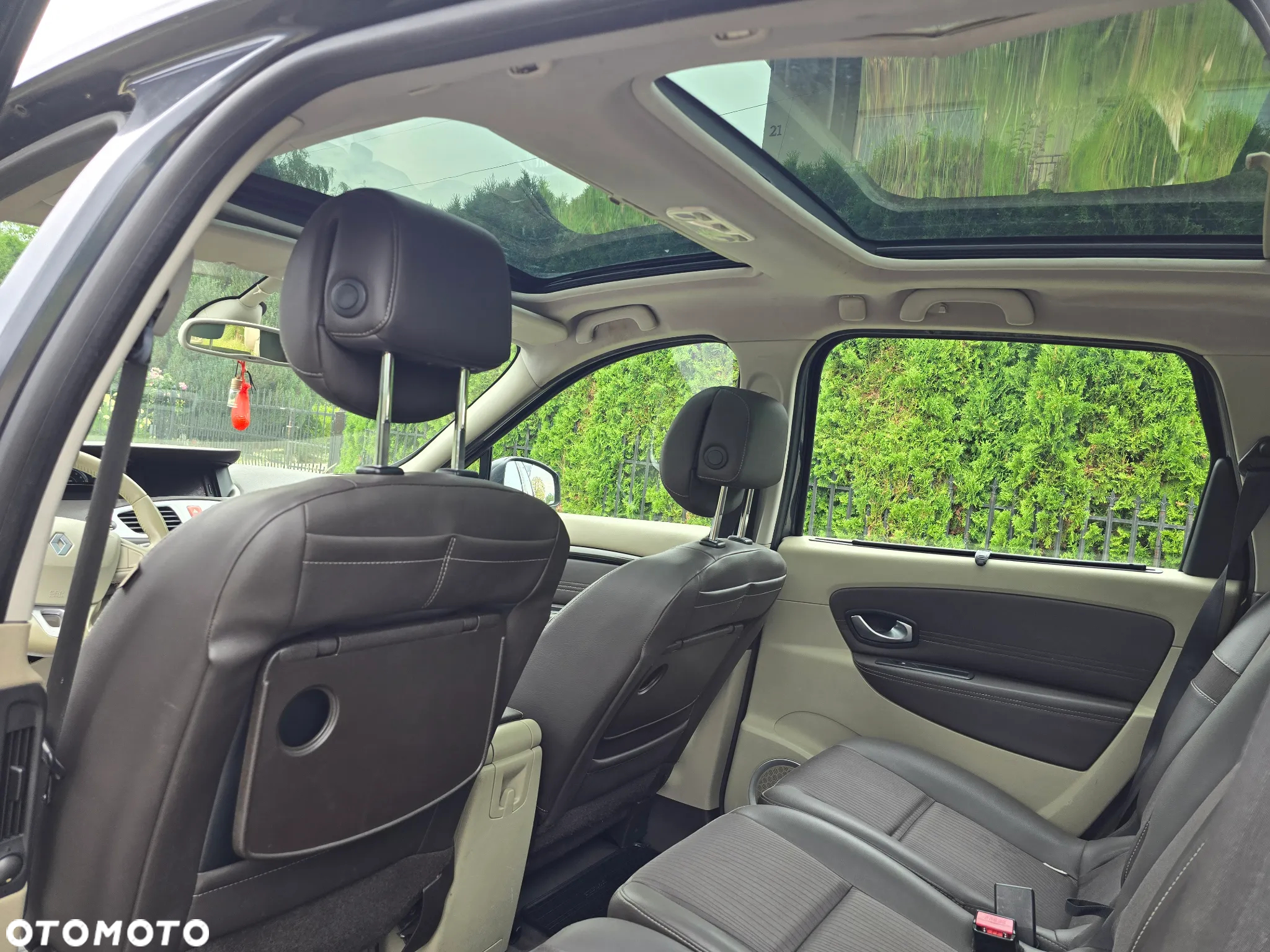 Renault Scenic 2.0 16V Privilege CVT - 12