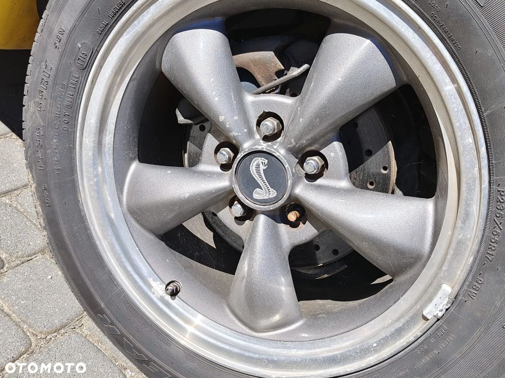 Ford Mustang - 13