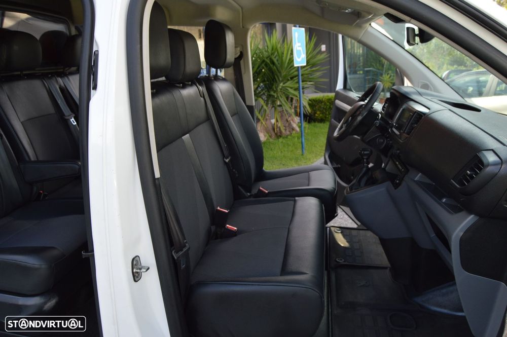 Peugeot Expert 2.0 BlueHDi L3H1 Semi-Vidrado - 17