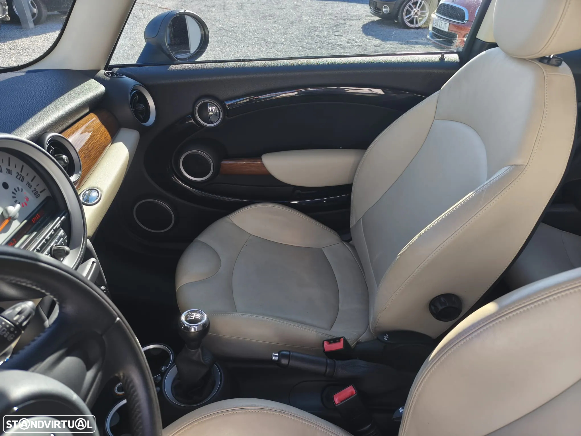 MINI 3 Portas One 1.6 - 10