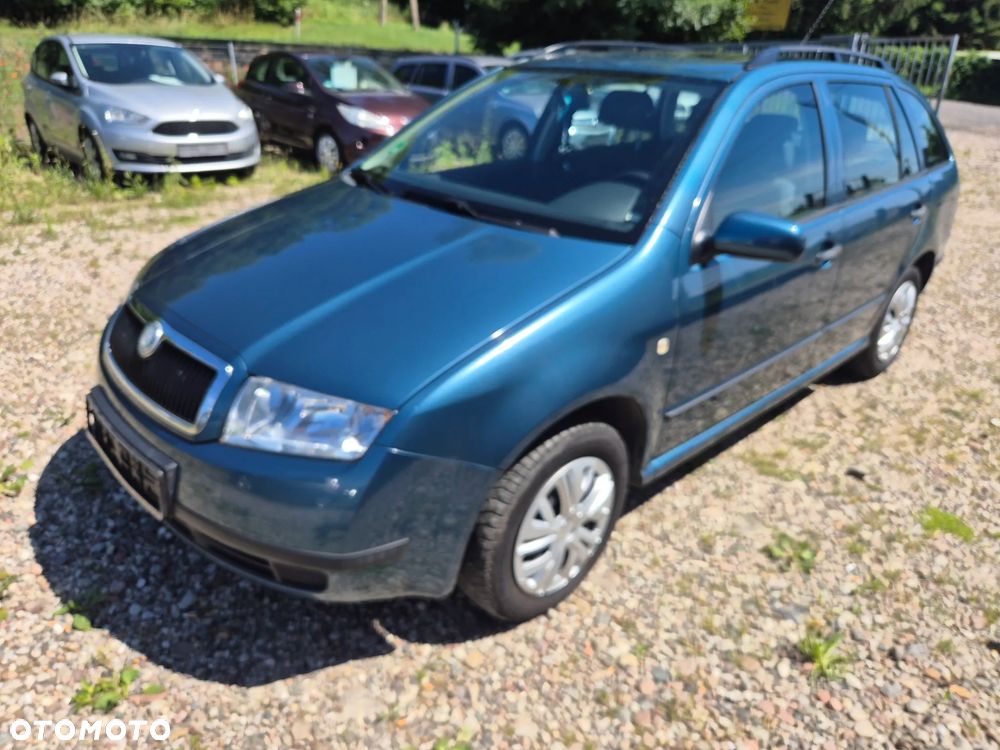 Skoda Fabia 1.2 HTP Cool Edition - 1