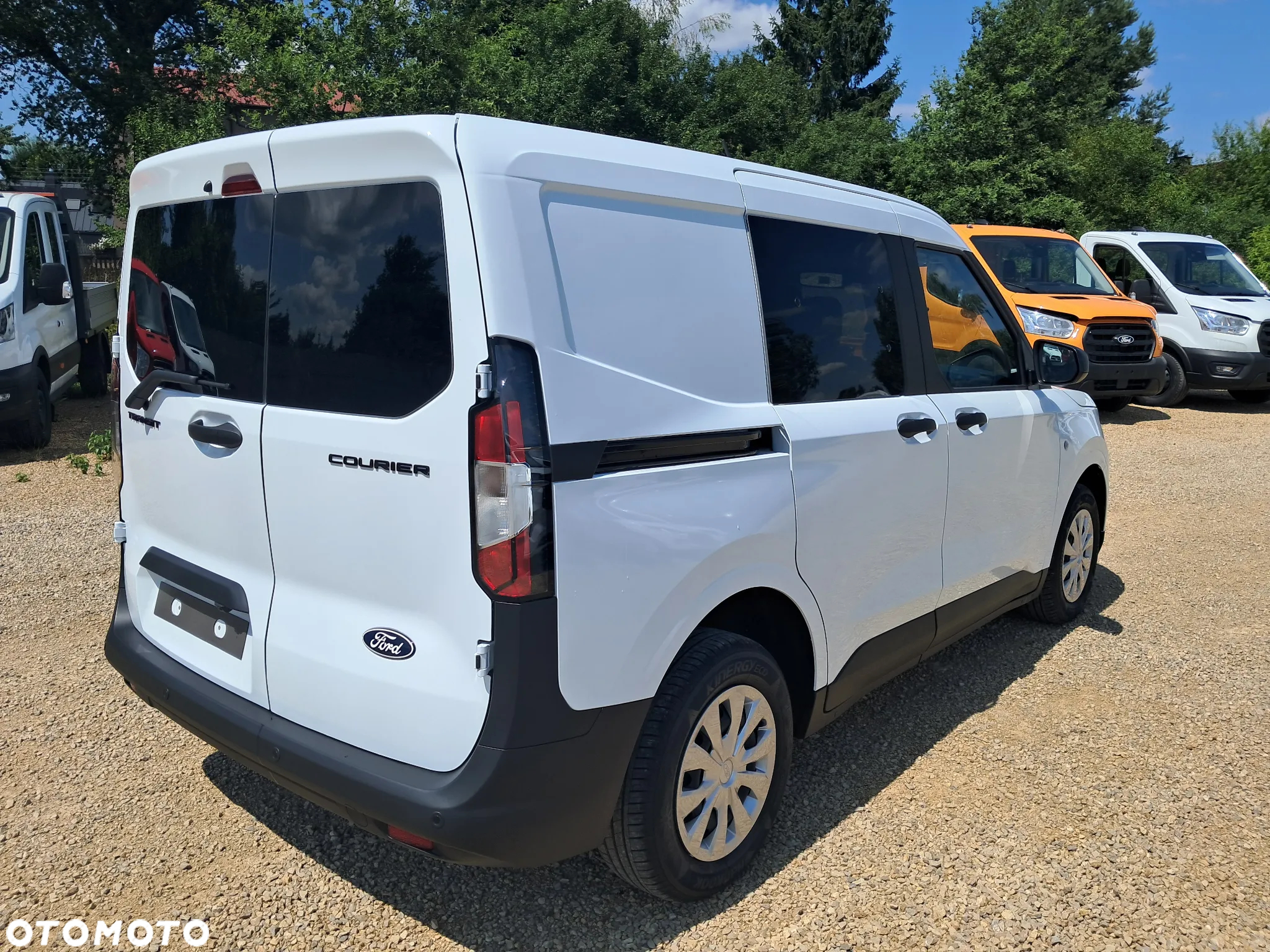 Ford Courier Kombi - 4