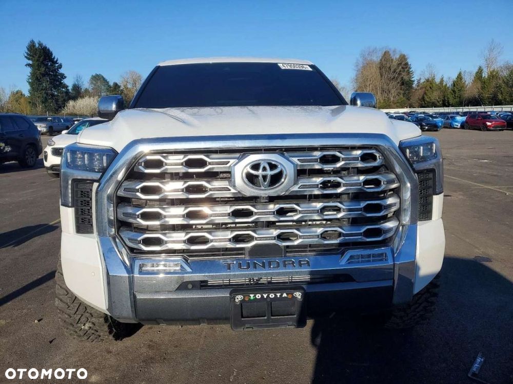 Toyota Tundra - 6