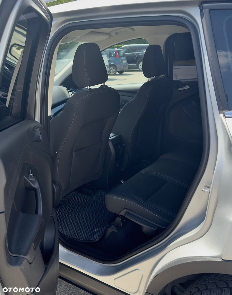 Ford Kuga 2.0 TDCi 4x4 Business Edition - 11