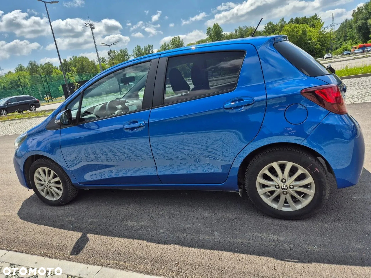 Toyota Yaris 1.33 Dynamic - 12