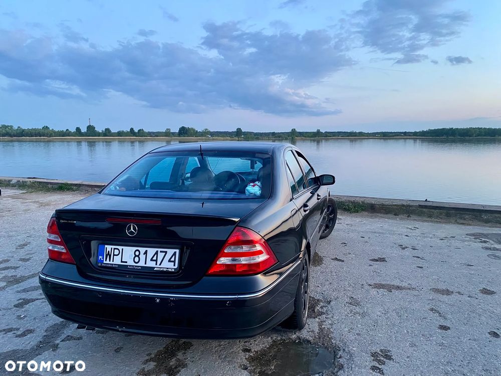 Mercedes-Benz Klasa C 180 Kompressor Automatik Avantgarde - 23