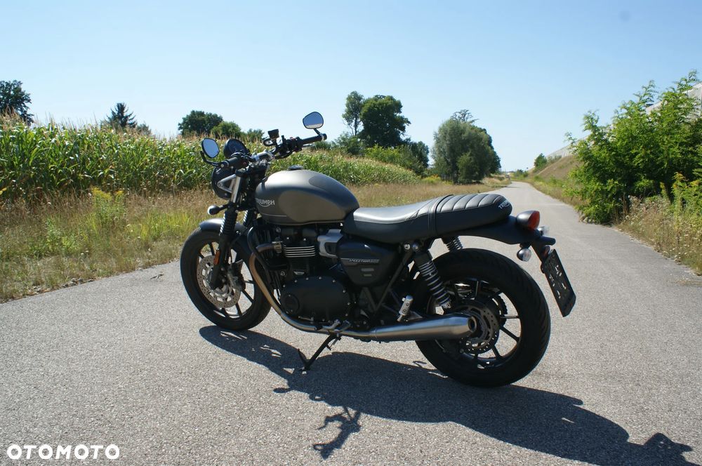 Triumph Speed Twin - 8