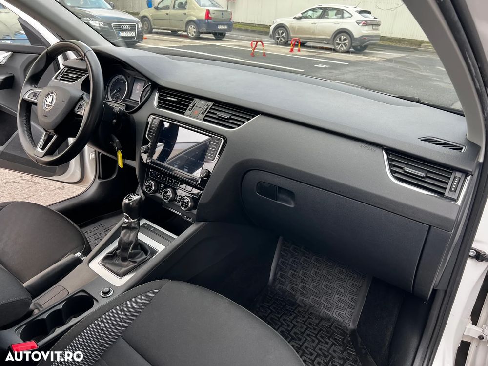 Skoda Octavia 1.6 TDI Style - 15