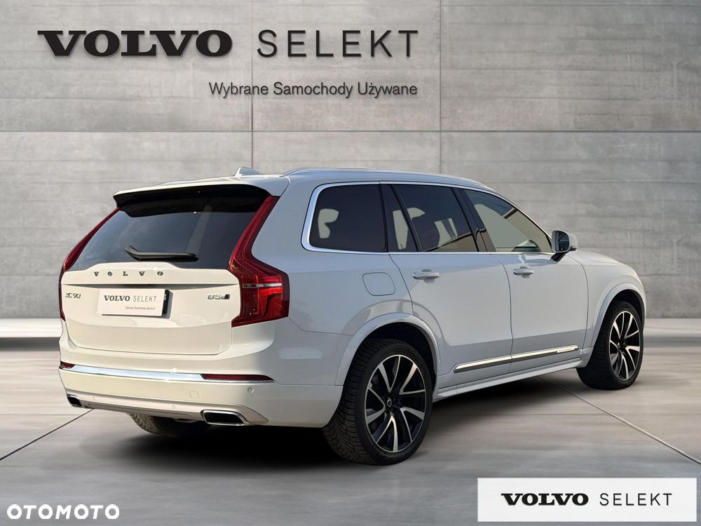 Volvo XC 90 - 8